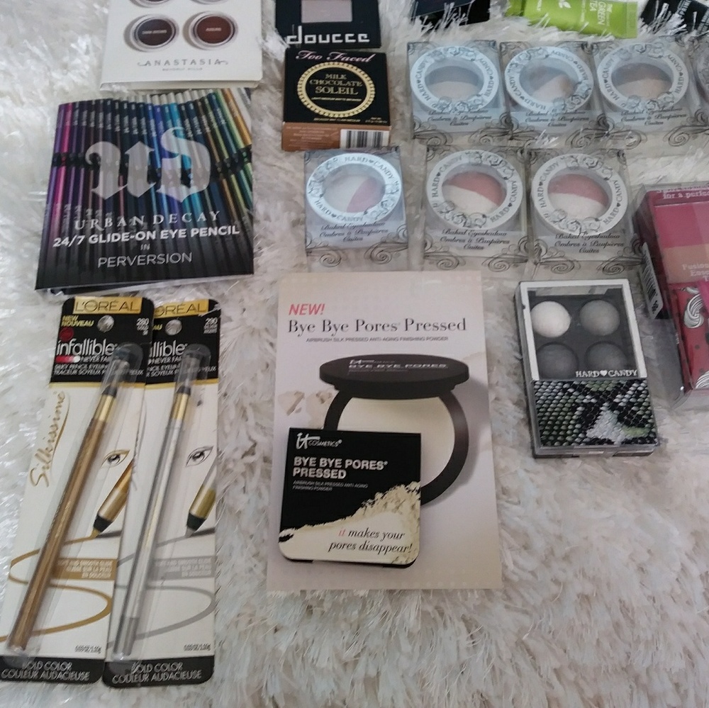 50 Piece Beauty Lot All New - Picture 8 of 8